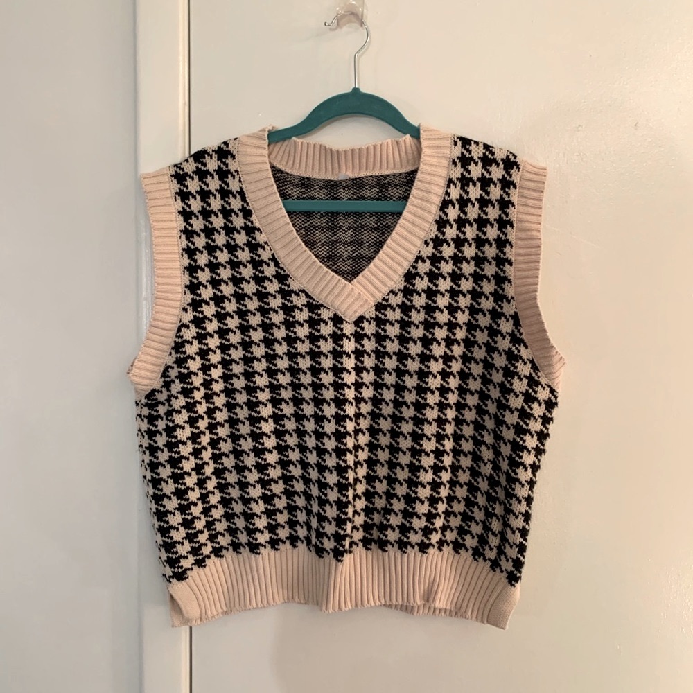 Argyle Sweater Vest - Picture 2 of 2